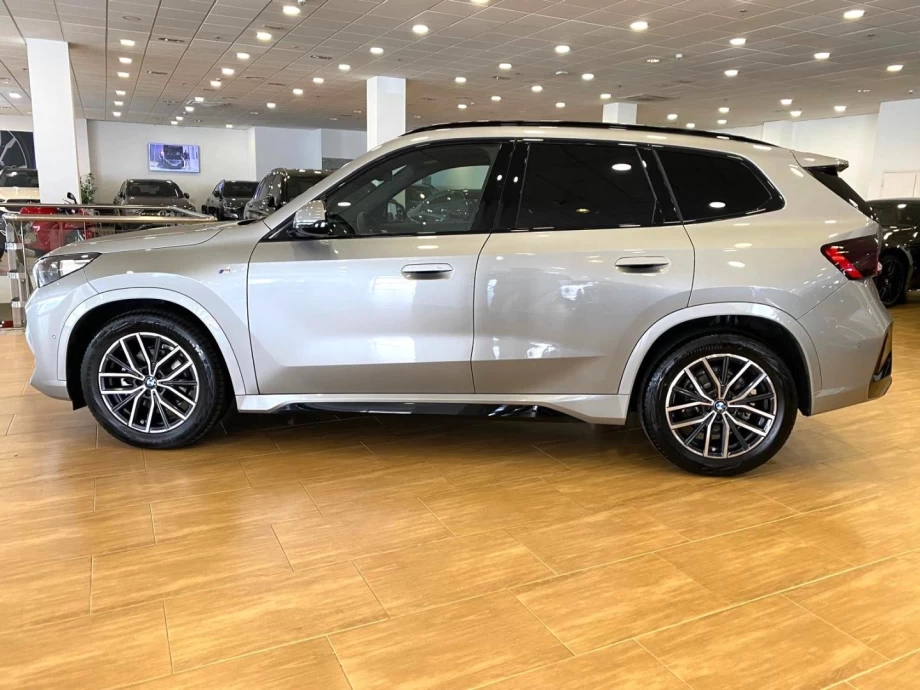 BMW X1 sDrive18d PACK M