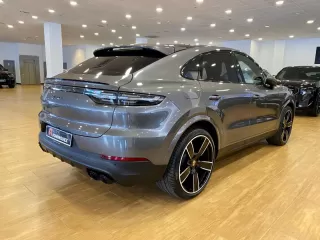 PORSCHE Cayenne Coupé S