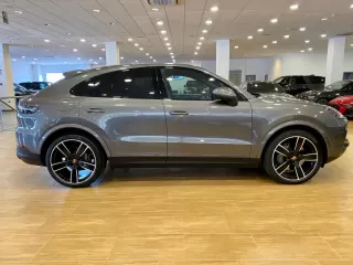 PORSCHE Cayenne Coupé S