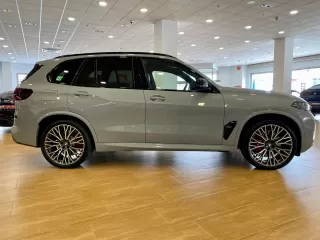 BMW X5 M60i xDrive