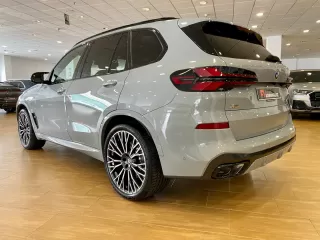 BMW X5 M60i xDrive