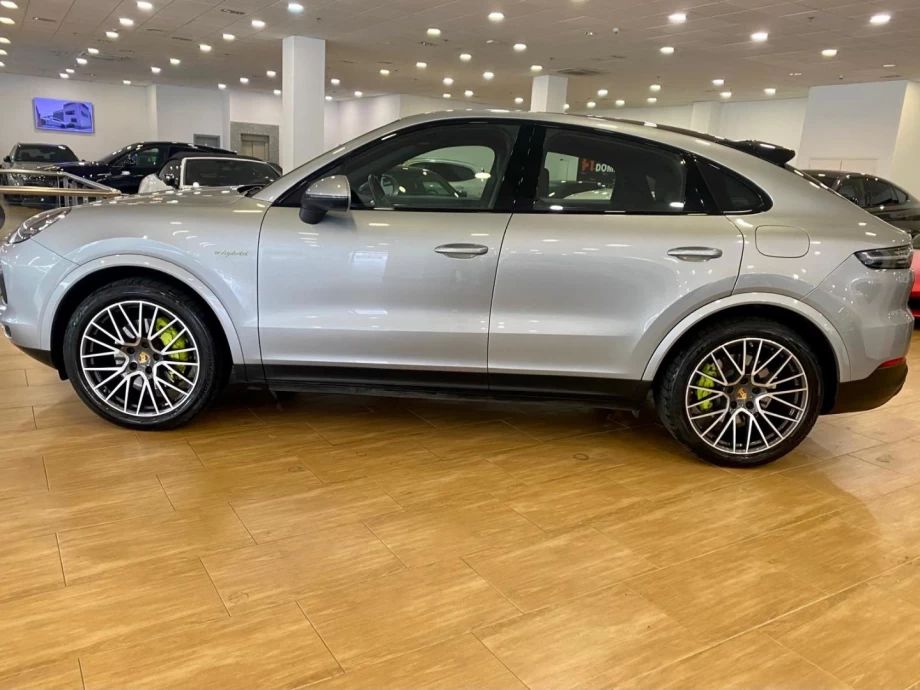 PORSCHE Cayenne Coupé EHybrid