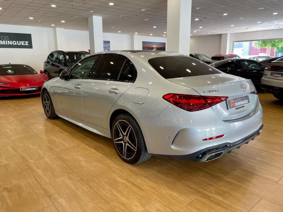 MERCEDES-BENZ Clase C C 300 e tec. hib. EQ Berlina