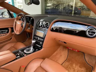 BENTLEY Continental GTC 6.0