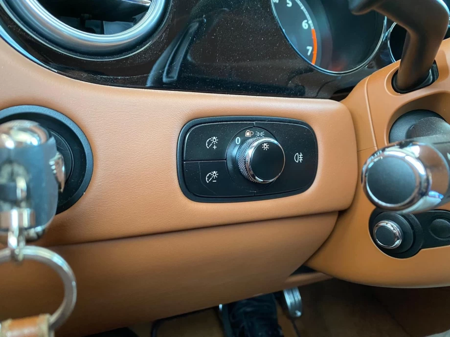 BENTLEY Continental GTC 6.0