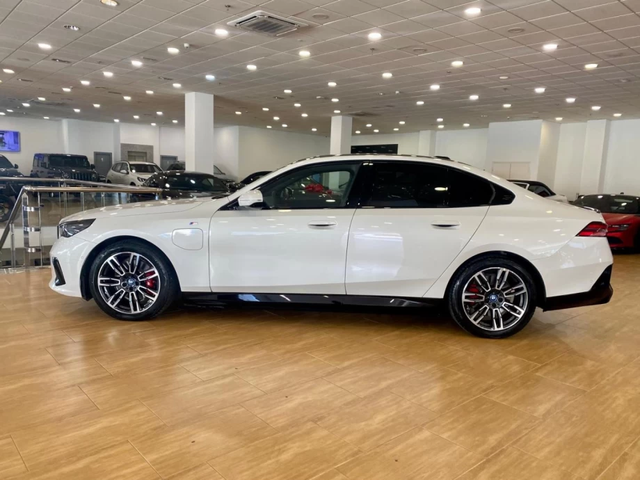 BMW Serie 5 530e xDrive PACK M