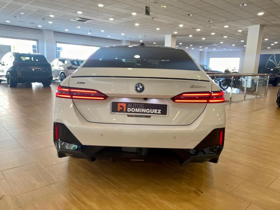 BMW Serie 5 530e xDrive PACK M