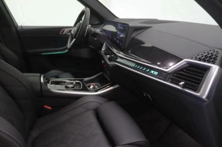 BMW X5 xDRIVE30d PACK M