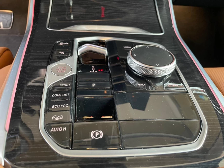 BMW X5 xDRIVE30d PACK M