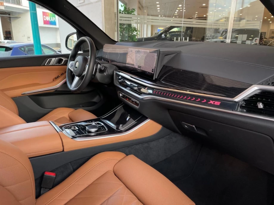 BMW X5 xDRIVE30d PACK M