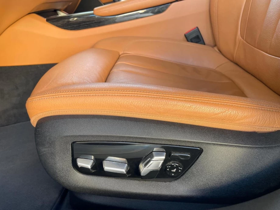 BMW Serie 7 745e PACK M