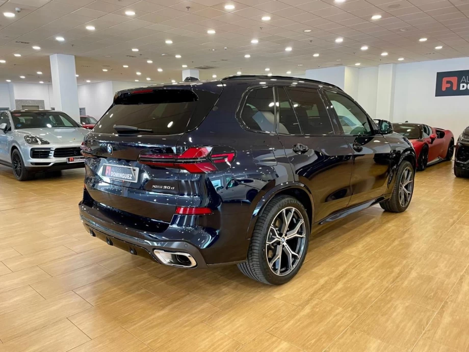 BMW X5 xDRIVE30d PACK M