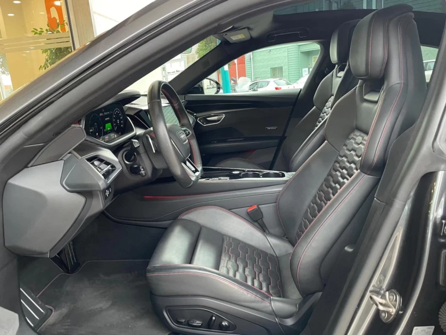 AUDI e-tron GT 60 quattro 350kw 476cv