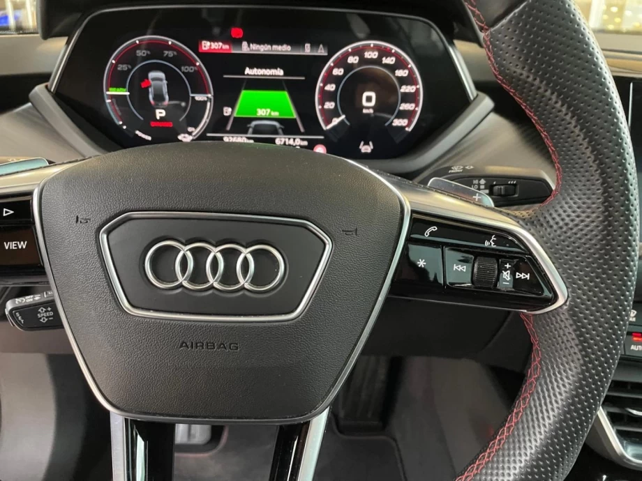 AUDI e-tron GT 60 quattro 350kw 476cv