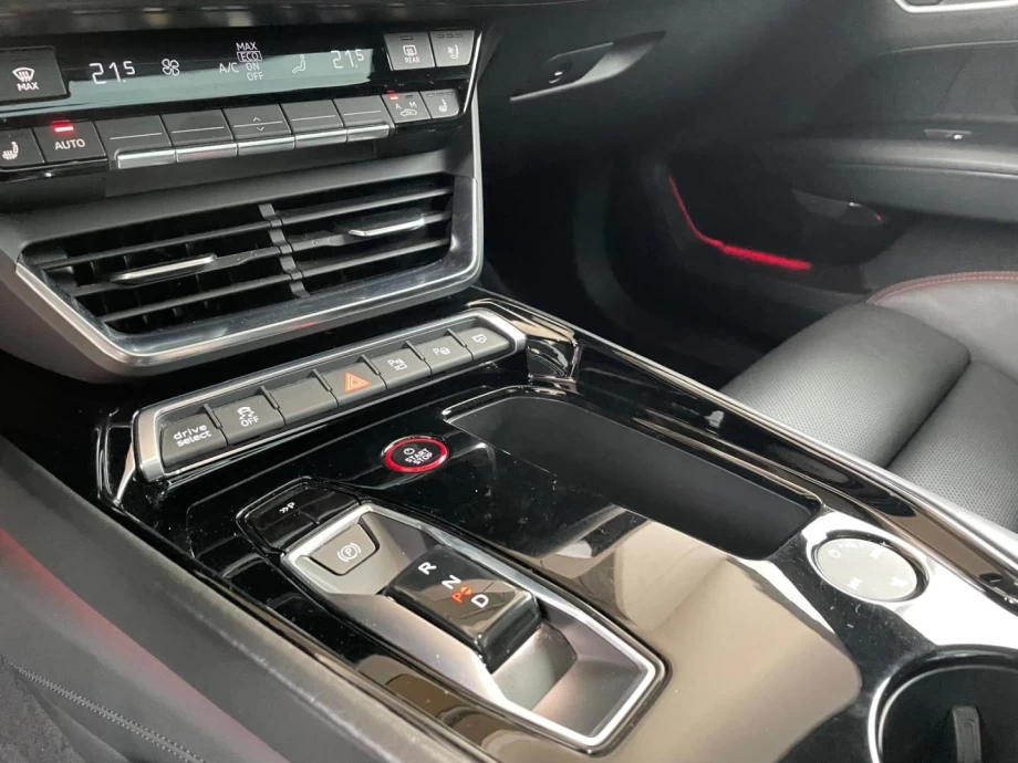 AUDI e-tron GT 60 quattro 350kw 476cv