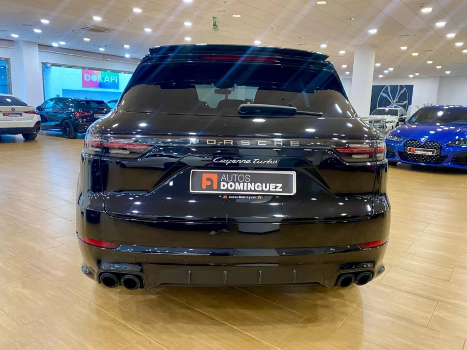 PORSCHE Cayenne Turbo
