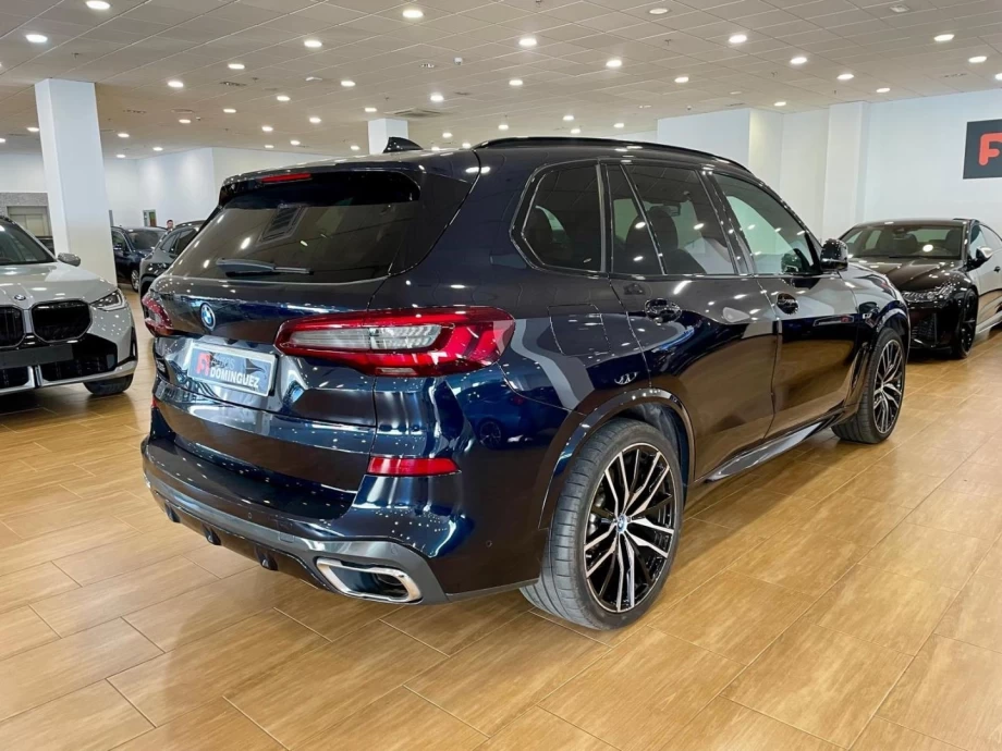 BMW X5 xDRIVE30d PACK M