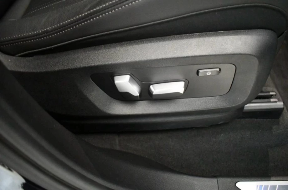 BMW X5 xDRIVE30d PACK M