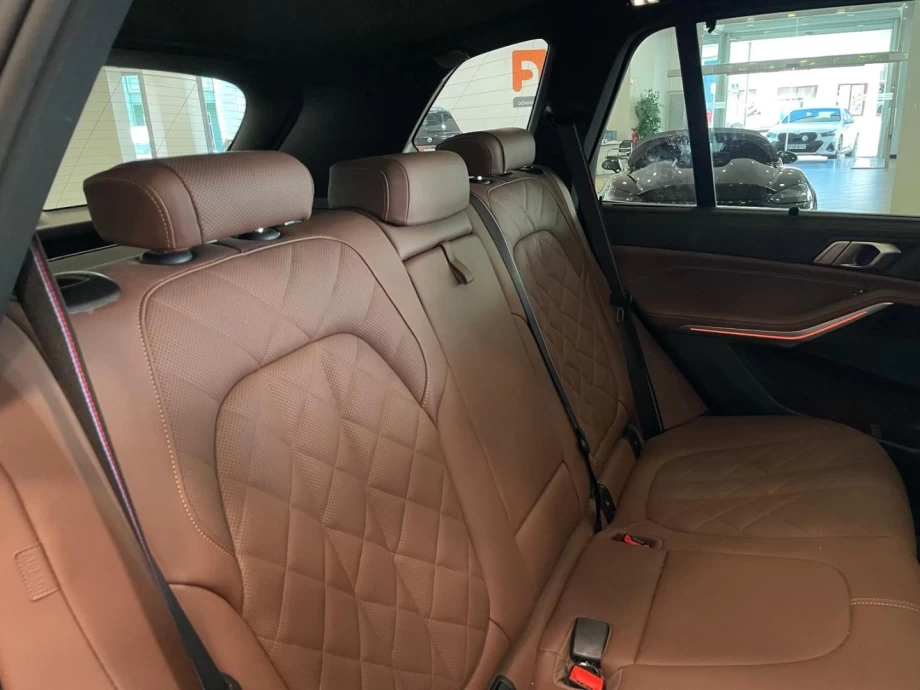 BMW X5 xDRIVE30d PACK M