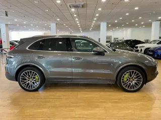 PORSCHE Cayenne EHybrid