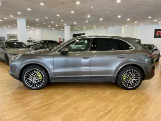 PORSCHE Cayenne EHybrid