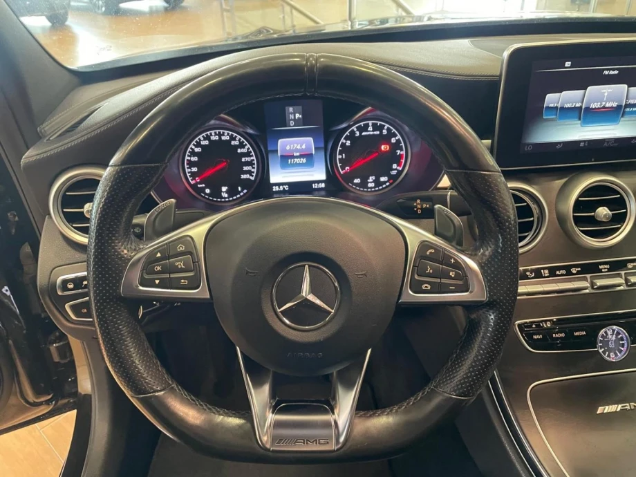 MERCEDES-BENZ Clase C AMG C 63