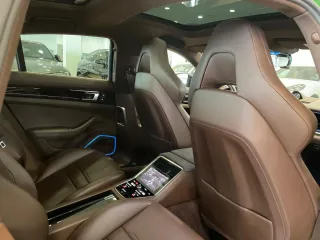 PORSCHE Panamera 4 EHybrid 10 Years Edition