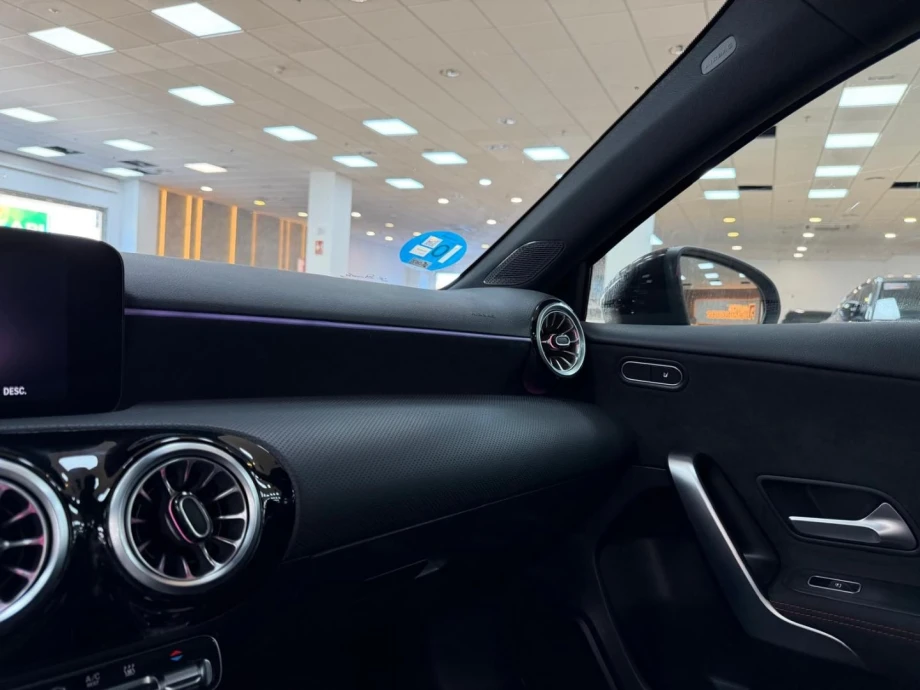 MERCEDES-BENZ Clase A A 250 e con tecnologia hibridaPACK AMG