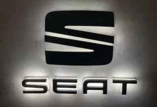 (Spanish) Seat mejora un 7,2% sus ventas mundiales en noviembre, con más de 43.000 vehículos