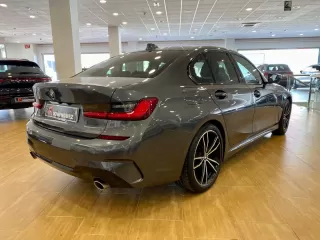 BMW Serie 3 318d PACK M