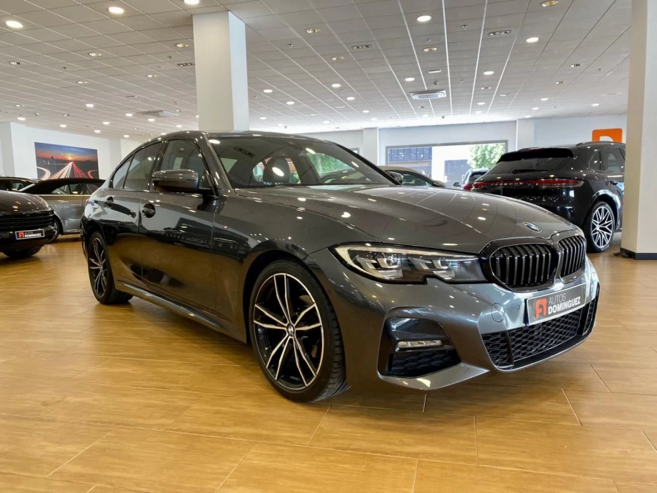 BMW Serie 3 318d PACK M