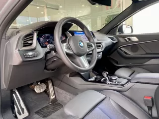 BMW SERIE 118i PACK M
