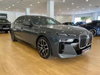 BMW Serie 7 740d xDrive PACK M