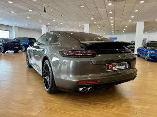 PORSCHE Panamera 4S Diesel