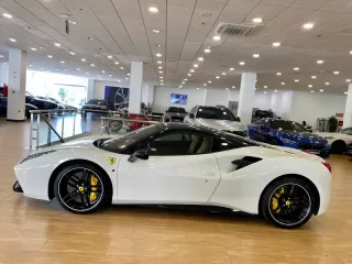 FERRARI 488 GTB