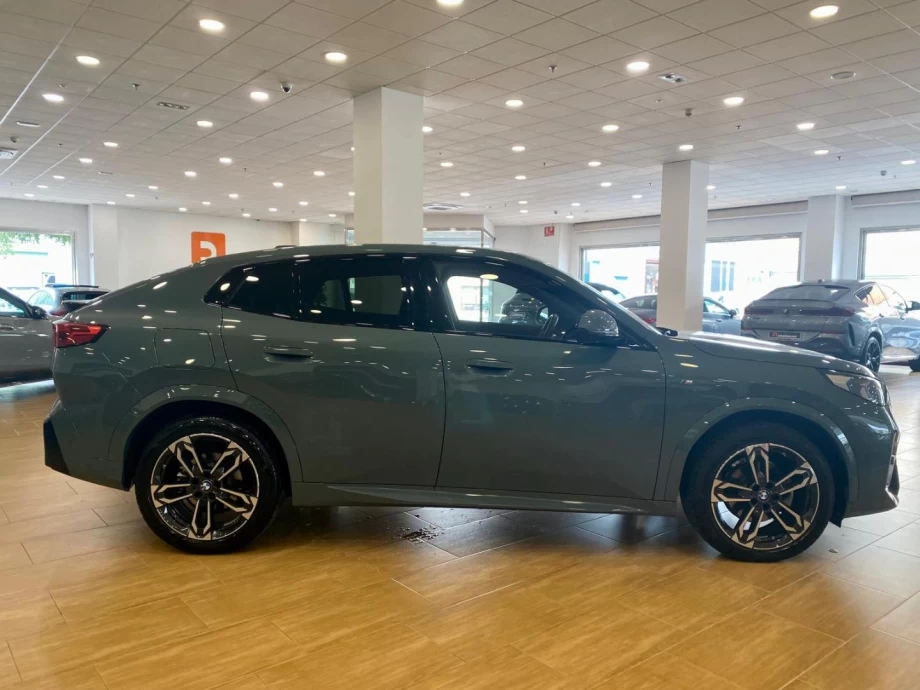 BMW X2 sDrive18d DCT