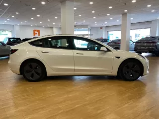 TESLA Model 3 Performance 4WD