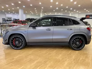 MERCEDES-BENZ GLA MercedesAMG GLA 45 S 4MATIC