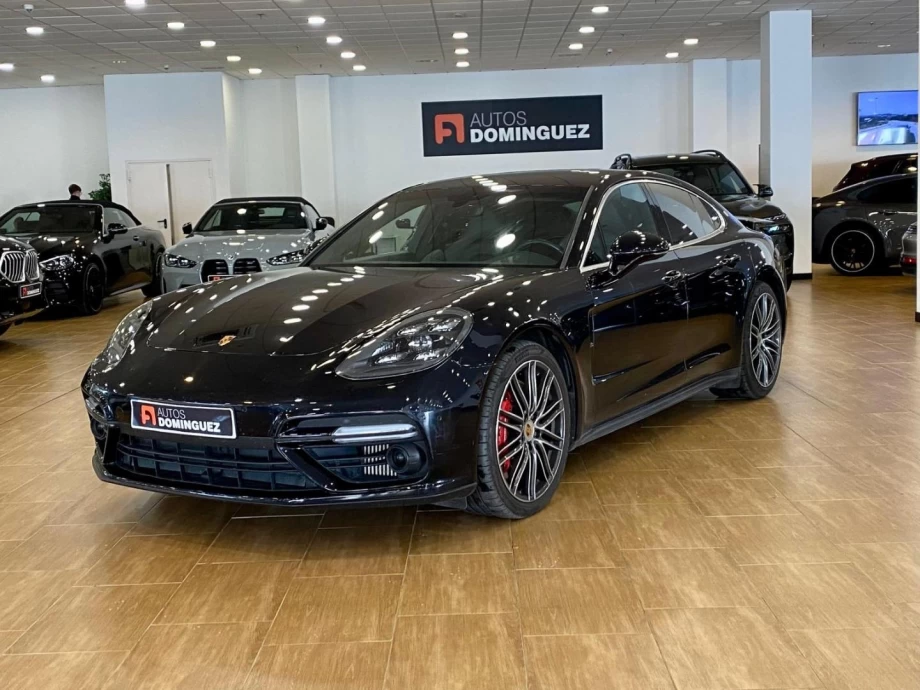 PORSCHE Panamera TURBO