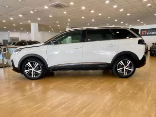 PEUGEOT 5008 GTLine 1.2L PureTech 96kW 130CV EAT8