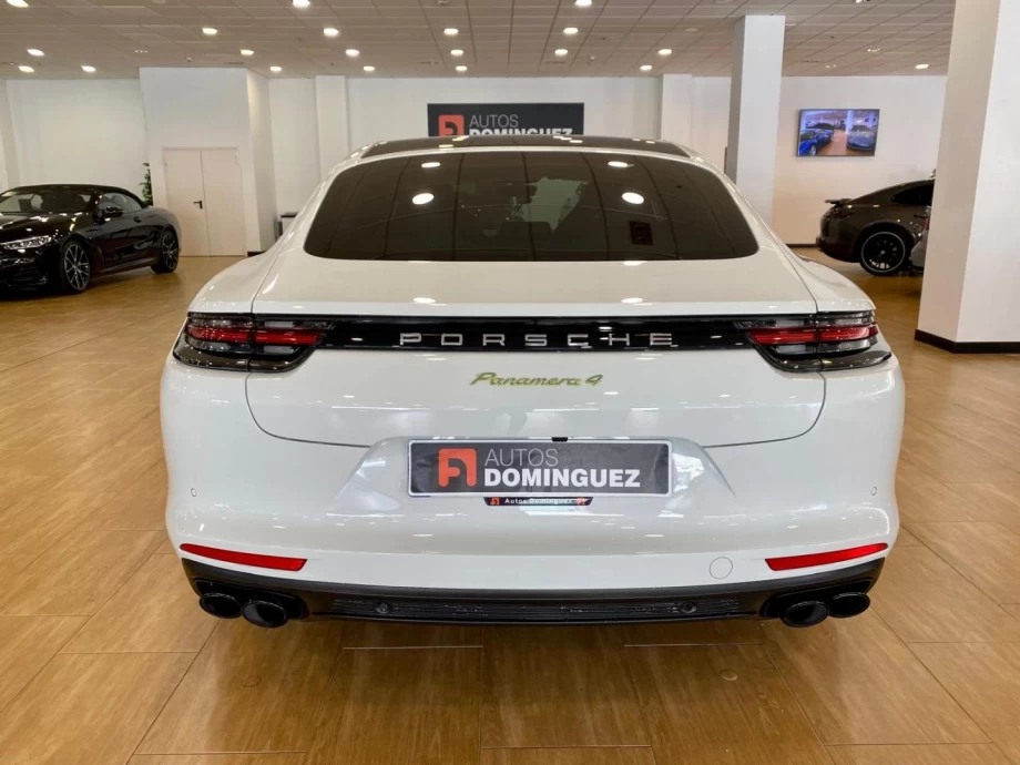 PORSCHE Panamera 4 EHybrid
