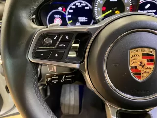PORSCHE Panamera 4 EHybrid