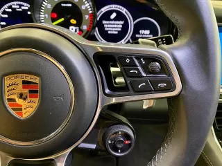 PORSCHE Panamera 4 EHybrid