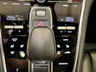 PORSCHE Panamera 4 EHybrid