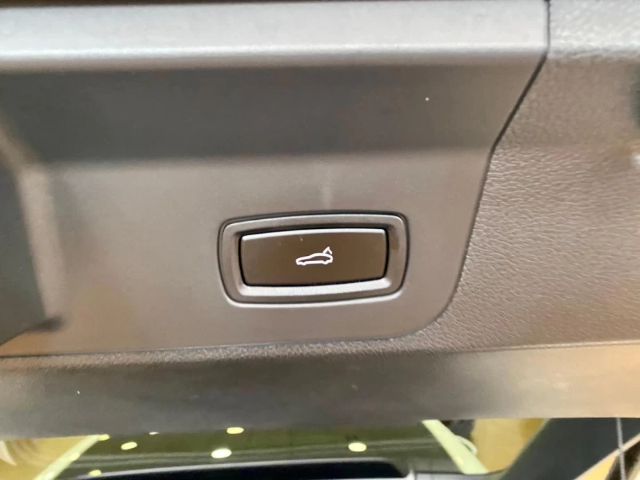 PORSCHE Panamera 4 EHybrid