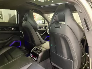 PORSCHE Panamera 4 EHybrid