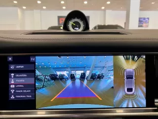 PORSCHE Panamera 4 EHybrid