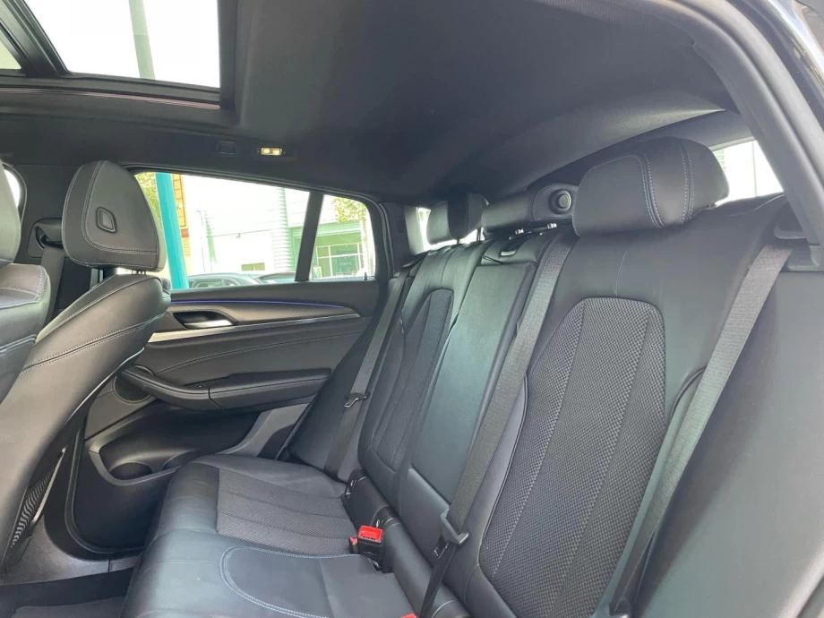 BMW X4 xDrive20d PACK M