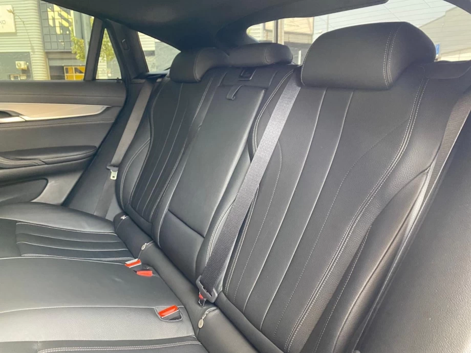 BMW X6 xDrive40d PACK M