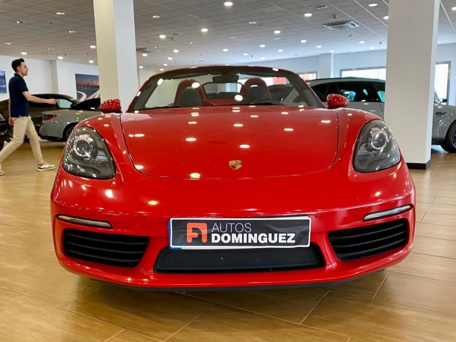 PORSCHE 718 Boxster